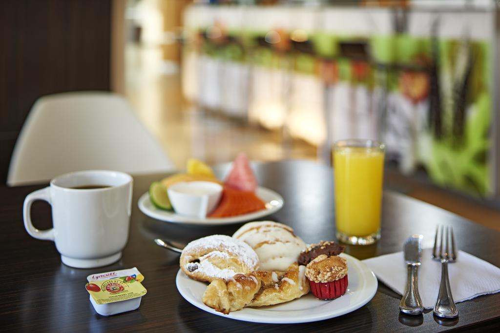 Ibis Monterrey Valle San Pedro Garza Garcia Екстериор снимка